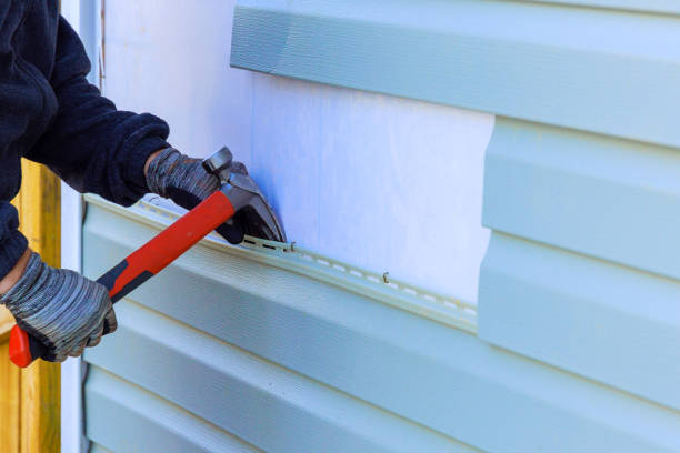 Reliable Emergency Siding Repair contractor in Harrison, TN by Squared Siding